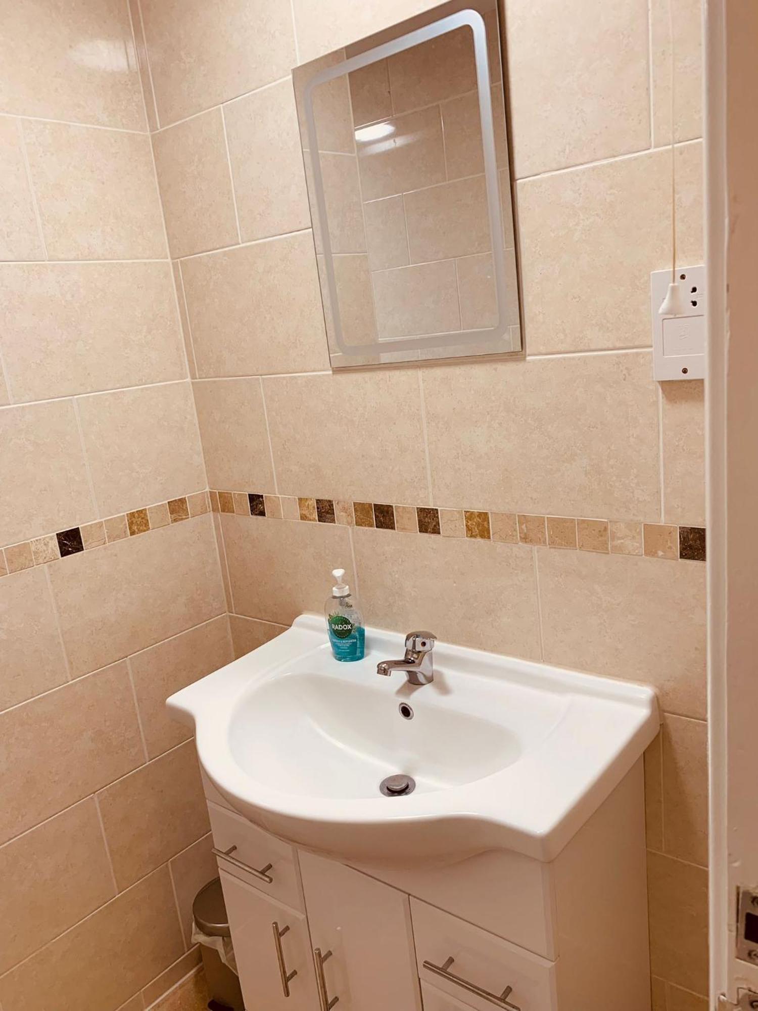 2 Bedroom House Walking Distance To City Centre With Free Parking York Exteriér fotografie